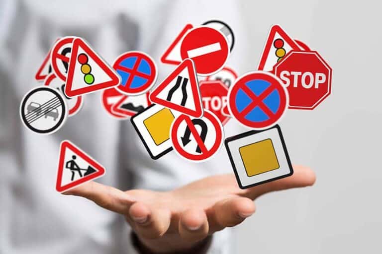 Kurs teoretyczny on-linie nauki jazdy jako opcja nauki w naszej akademii jazdy